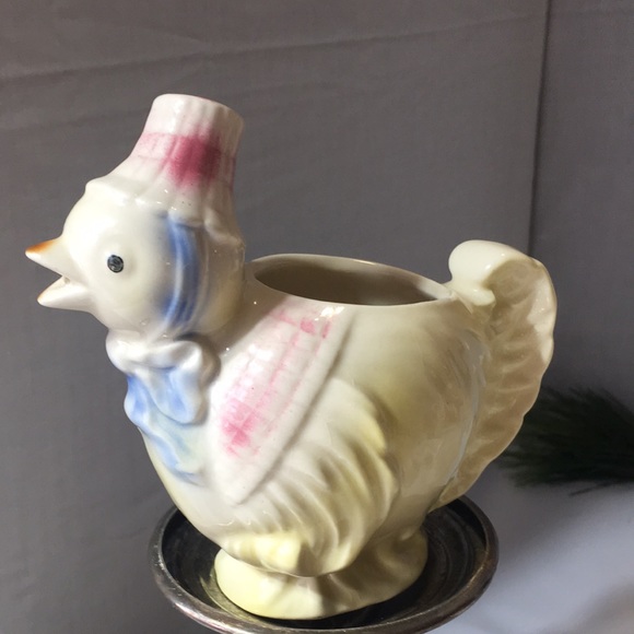 Vintage Shawnee creamer chick with hat - Picture 3 of 11